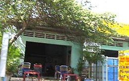 Bán dâm trong nhà vệ sinh